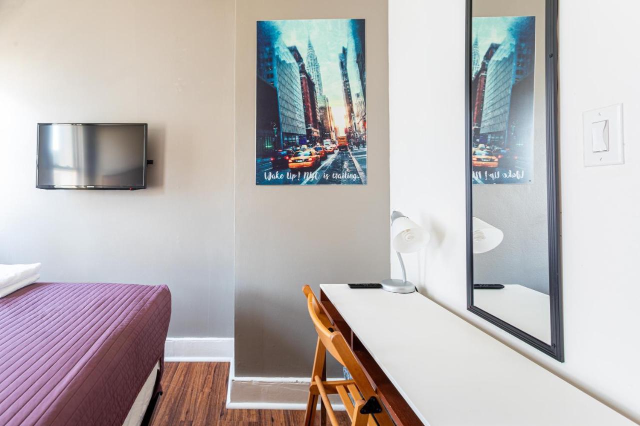 Best Room To Visit Nyc-Subway Access Newark Exterior photo